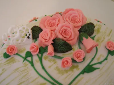 Torta decorata con MMF(marshmallows fondant)