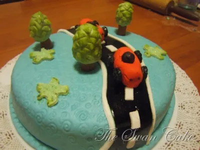 Torta con paesaggio