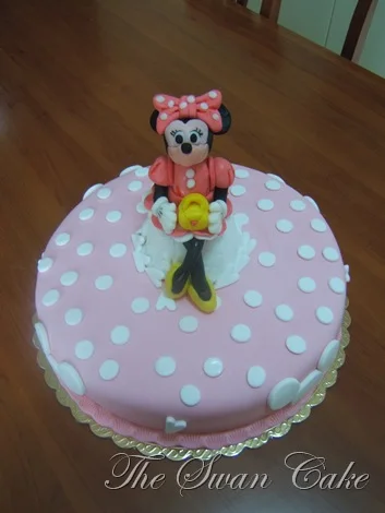 Minnie cake 2